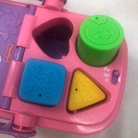 Fisher price laugh and learn sweet sounds picnic basket shape sorter toy - Picture 4 of 6